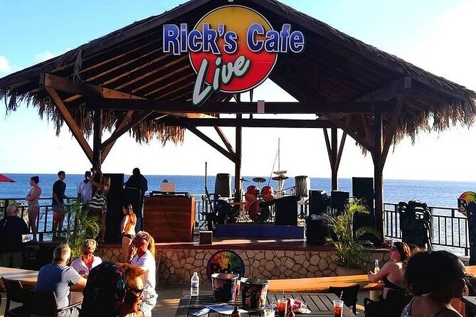 3 to 5 Hour Private Herbal Tour Shopping and Dinner at Ricks Cafe - Negril Shopping Time That Actually Feels Like Shopping
