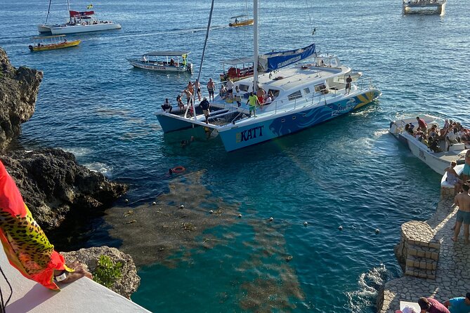 4 Hours Party Boat Catamaran Cruise in Negril - Lunch and Open Bar: Value You Feel in a Short 4-Hour Window