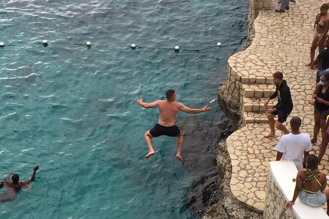 4 Hours Party Boat Catamaran Cruise in Negril - The Snorkeling Stop: Water Time With a Surprise That People Remember