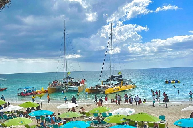 7 Mile Beach Party Catamaran Cruise with Snorkeling & Ricks Cafe - Montego Bay to Negril: the real “value” is the big day setup
