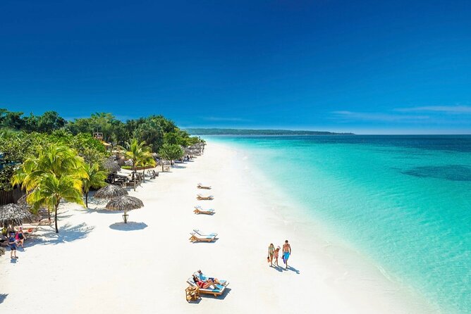 7 Miles Beach in Negril: Snorkeling, Boat Ride and Rick’s Cafe - Key things you’ll notice on this Negril day