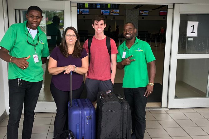 Airport MBJ Round Trip Transfer to Ocho Rios Airbnb Home, Resorts - Why this MBJ to Ocho Rios transfer beats the chaos at arrival
