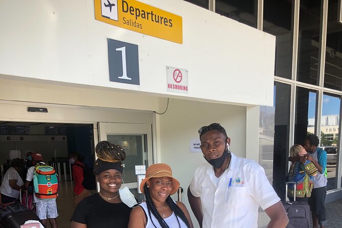 Airport Round transfer Excellence,Coral Springs,Paladium, Royaltan Blue Waters - Pickup, Mobile Ticket, and Service Window That Fits Real Flights
