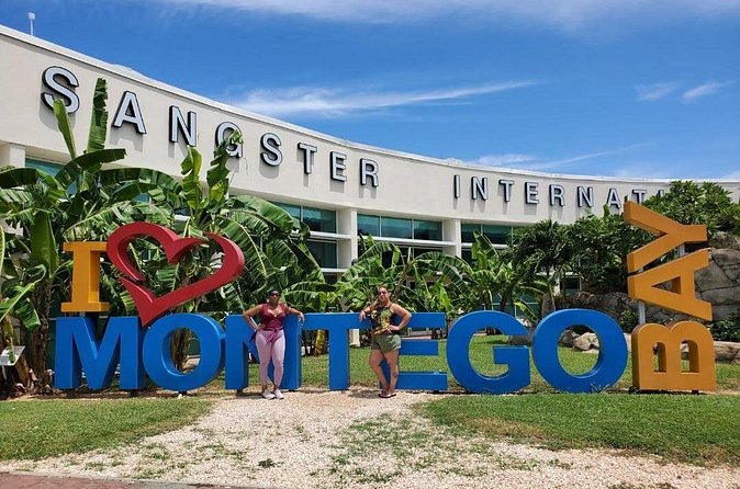 Airport Round Trip from Montego Bay to Royalton, Excellence, Coral Springs - What the Ride Feels Like: Courteous Drivers and Real Personality