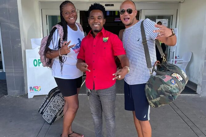 Airport Transfer Montego Bay: Riu Montego / Reggae / Palace - Going Straight to Your Riu Hotel, With One Helpful Flex Option