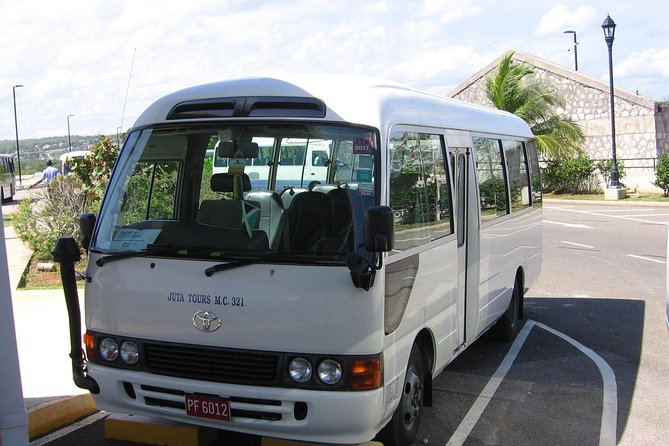 Airport transfer with Uber Montego Bay - The Shopping or Supermarket Stop: Practical Help, Not a Long Detour