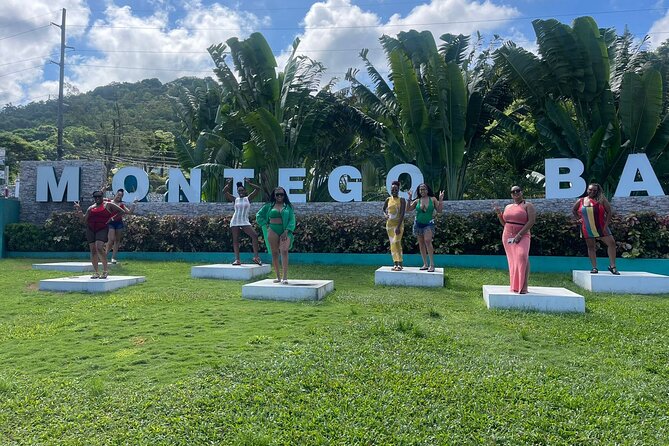 Airport Transfers Montego Bay Hotels Private - Flight Tracking and Friendly Driver Arrival