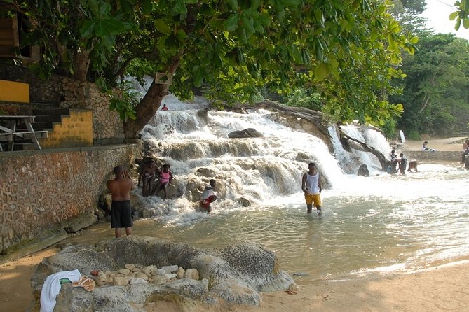 Blue Hole and Dunn's River Falls Tour from Montego Bay - How the 8-hour schedule feels in real life