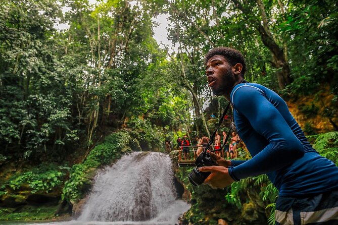 Blue Hole and River Rafting - River rafting on a bamboo raft: what it feels like
