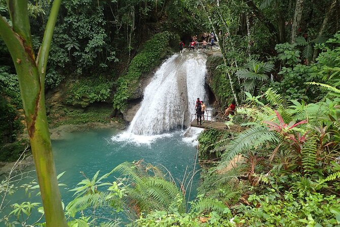 Blue Hole and River Tubing Combo Tour from Ocho Rios - Price and Value: What You’re Paying For at $165 Per Person