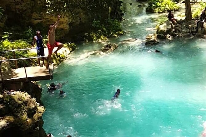 Blue Hole and Sightseeing Tour from Ocho Rios, Jamaica - A Half-Day With Real Blue Hole Energy
