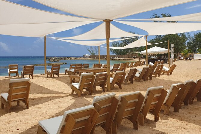 Blue Hole, Dunn's River Falls + Lunch & Cocktails at Bamboo Beach - Souvenir time that doesn’t steal your whole day