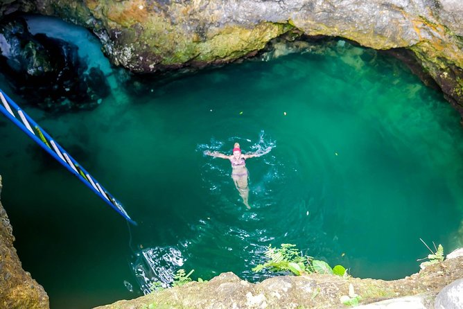 Blue Hole Mineral Spring, Ricks Cafe, 7 Mile Beach and Shopping Private Tour - Key things to know before you go