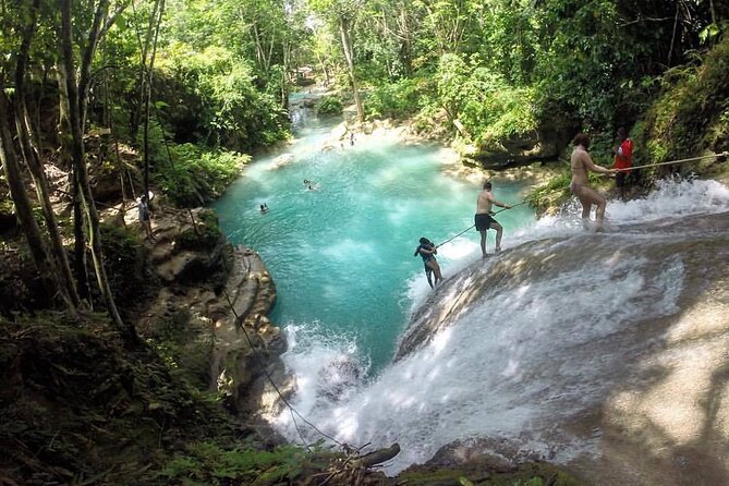 Blue Hole Ocho Rios - Private Tour Reality: Easier Than You Think in a Popular Area