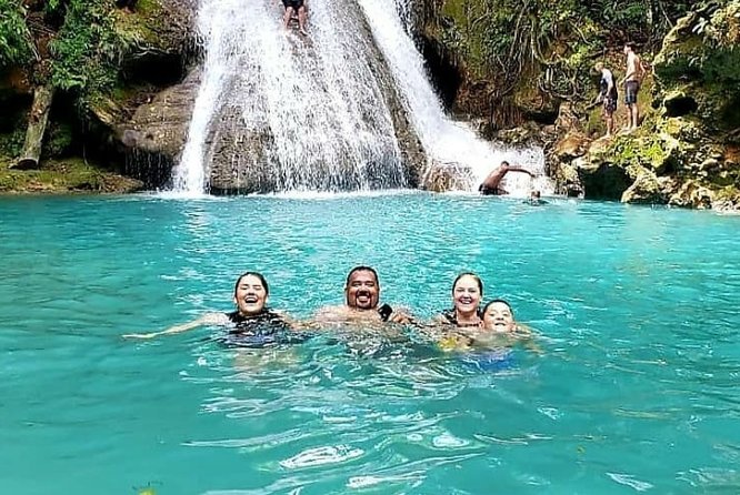 Blue Hole only-from Ocho Rios - Meeting at the Ocho Rios Cruise Terminal, and what the morning feels like