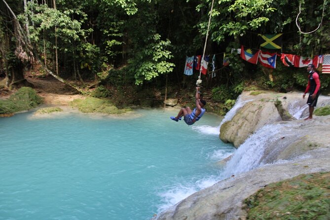 Blue Hole / Secret Falls Private Tour including Entry Fee - Getting There: Pickup, Mobile Tickets, and the Comfort Factor