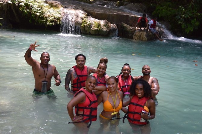 Blue Hole Waterfalls + Bamboo River Rafting Tour from Ocho Rios - Key things that make this tour worth your time