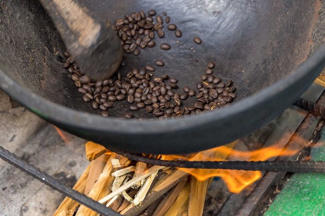 Blue Mountain Highlights - The Blue Mountain Coffee Stop: Roasting Demo Plus Coffee or Tea