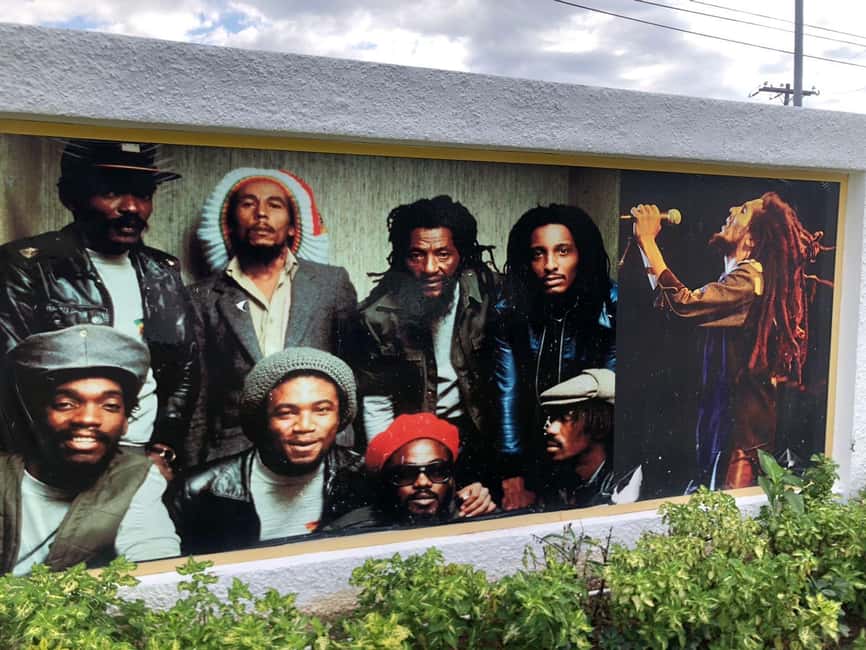 Bob marley 9 Miles & Dunns River Tour from Ocho Rios - Key highlights for your Bob Marley and Dunn’s River day