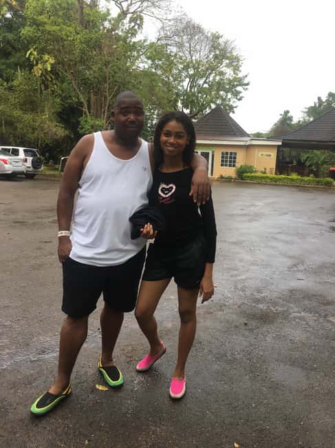 Bob marley 9 Miles & Dunns River Tour from Ocho Rios - Dunn’s River Falls: trekking to the top, photo options, and best expectations