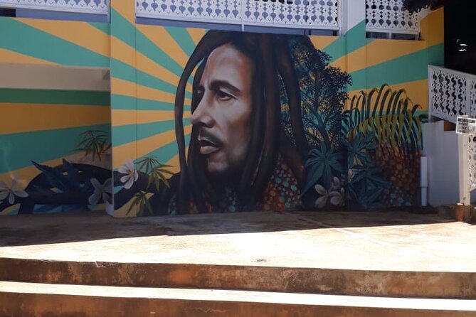 Bob Marley Nine Mile and Dunns River Combo from Ocho Rios - Packing for the falls: what to bring so you can enjoy the climb