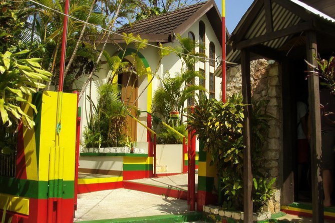 Bob Marley Nine Mile Tour from Ocho Rios - Time for music and what to do after your tour