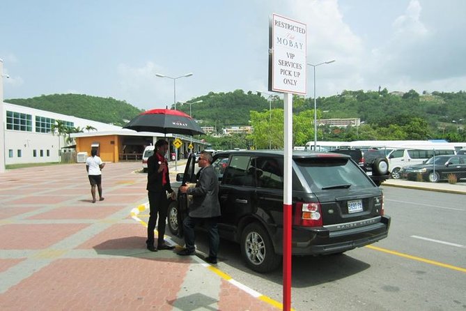 Club Mobay Fast Track Lounge with Private Airport Shuttle - Private Airport Shuttle Logistics: Hotel Zones, Pickup Timing, and Vehicle Reality
