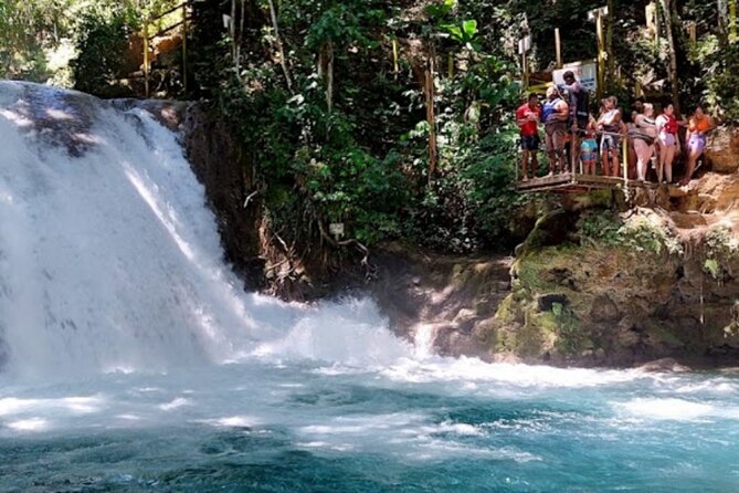 Cool Blue Hole from Ocho Rios - Photos, souvenirs, and how to avoid the common regrets