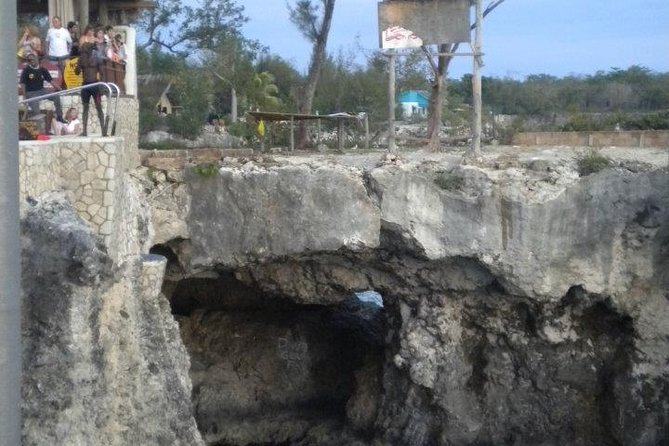 Day-Trip to Rick's Cafe from Montego Bay - Your driver and the small-group advantage from Montego Bay