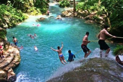 Dunn’s River Falls and Blue Hole Private Tour from Ocho Rios