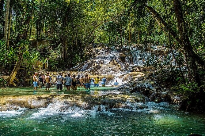 Dunn's River Falls and Bob Marley Mausoleum - Tips for Making the Day Feel Smooth