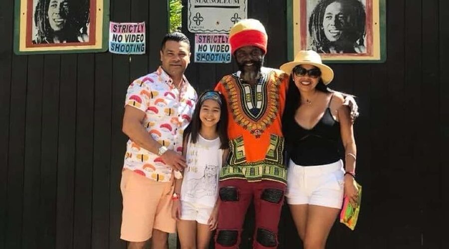 Dunn's River Falls and Bob Marley Mausoleum Tour - Key things that make this tour worth your time