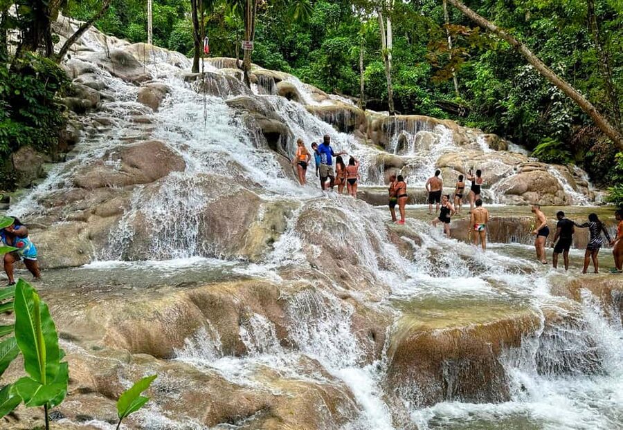 Dunn's River Falls, Bob Marley 9 Mile - Optional Lagoon Tour - Getting Around: Van Time, Traffic, and Why Your Day May Run Late