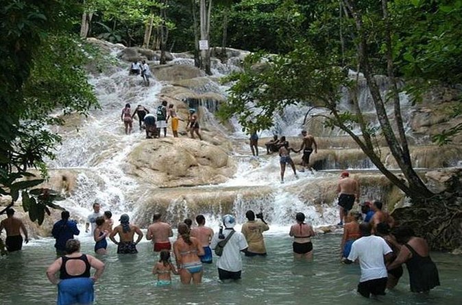 Dunns River Falls and Green Grotto Caves - Group Size and Crowd Reality (So You Know What You’re Signing Up For)