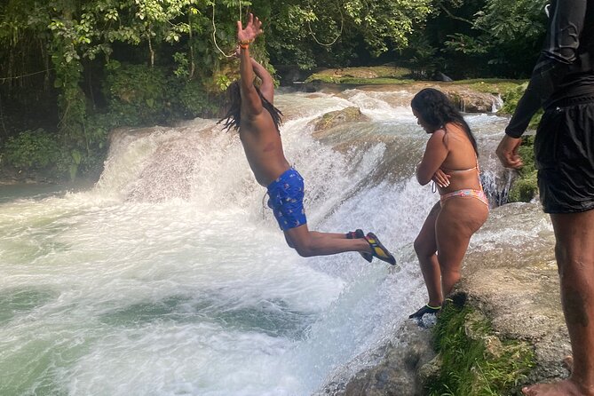 Dunns River Falls and Shopping Tour in Ocho Rios - Dunns River Falls climb: the main event you should plan for