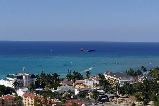 EXCLUSIVE AIRPORT / CRUISE PORT TRANSFER 1-4 Pax - Key Points to Know Before You Go