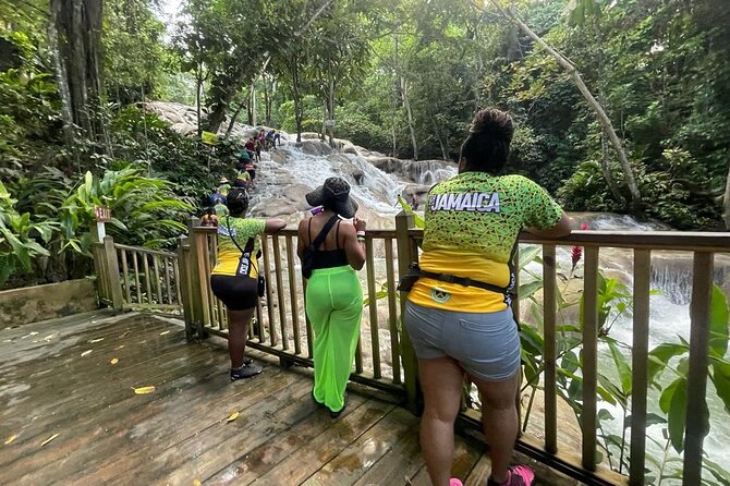Exhilarating Dunn's River Falls Guided Tour from Ocho Rios hotels - Gear and prep that actually helps (especially water shoes)