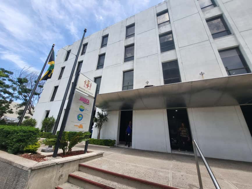 Explore Downtown Kingston and New Kingston: - Why Downtown Kingston and New Kingston Works So Well in 3 Hours