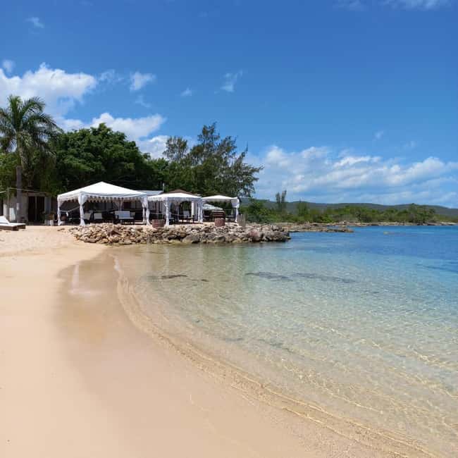 Falmouth: Bamboo Beach Break - Bamboo Beach Club: what your beach chair and reggae time are really for
