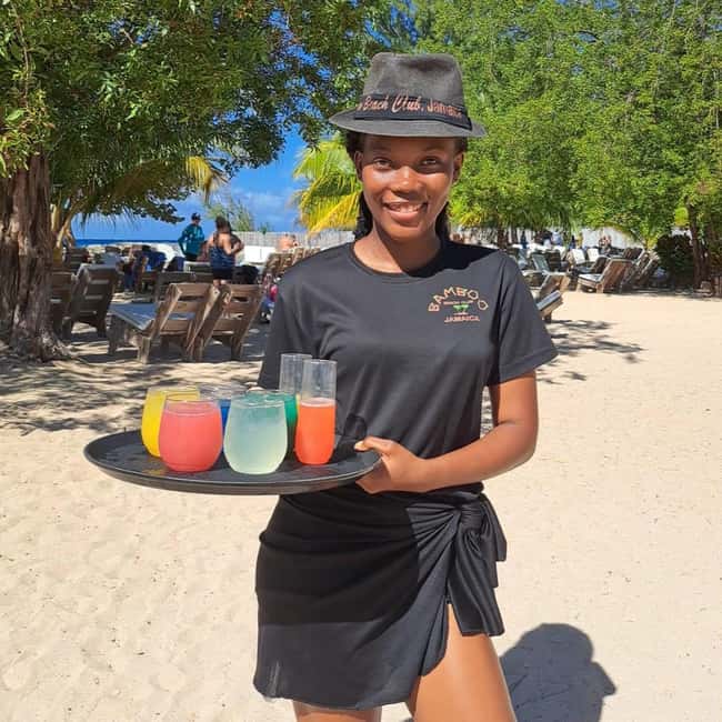 Falmouth: Bamboo Beach Break - Getting from your hotel to the sand: timing and meetup basics