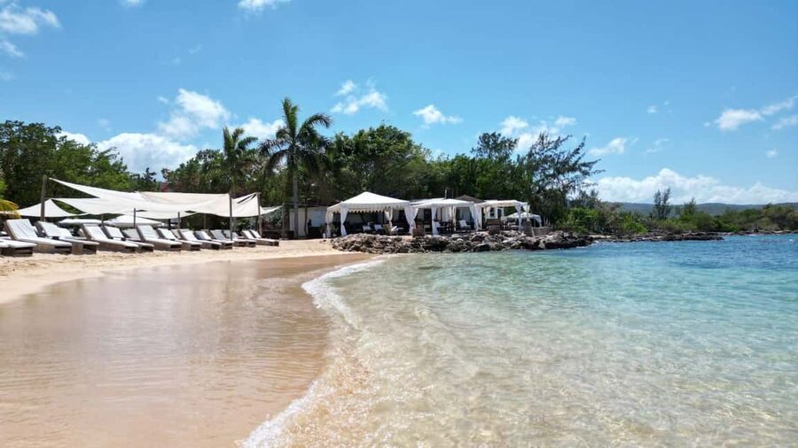 Falmouth: Bamboo Beach Break - Lunch and cocktails for purchase: how to budget your beach day