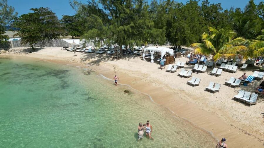 Falmouth: Bamboo Beach Club & Dunn's River Falls - Bamboo Beach Club: chairs, entertainment, and beach time that feels arranged