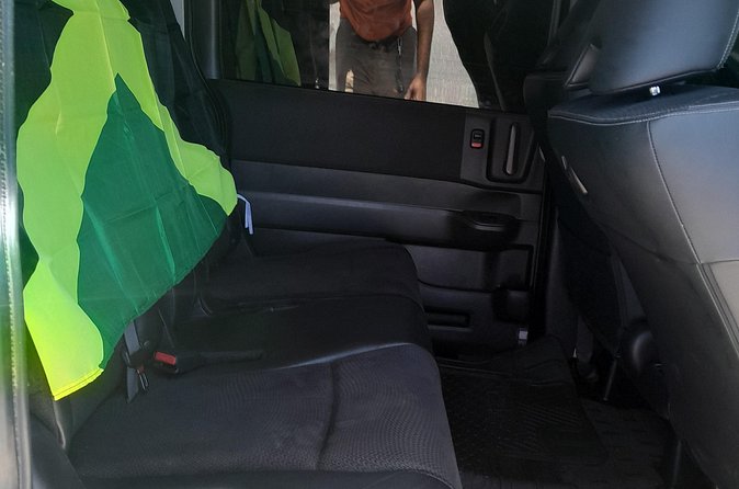 Falmouth Trelawny Resorts Airport Transfers Arrival and Departure - Who this transfer suits best in Falmouth