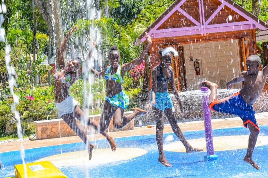 From Montego Bay: Dunn’s River Falls Experience - The 5-hour rhythm: pickup, scenic drive, park time, back to Montego Bay