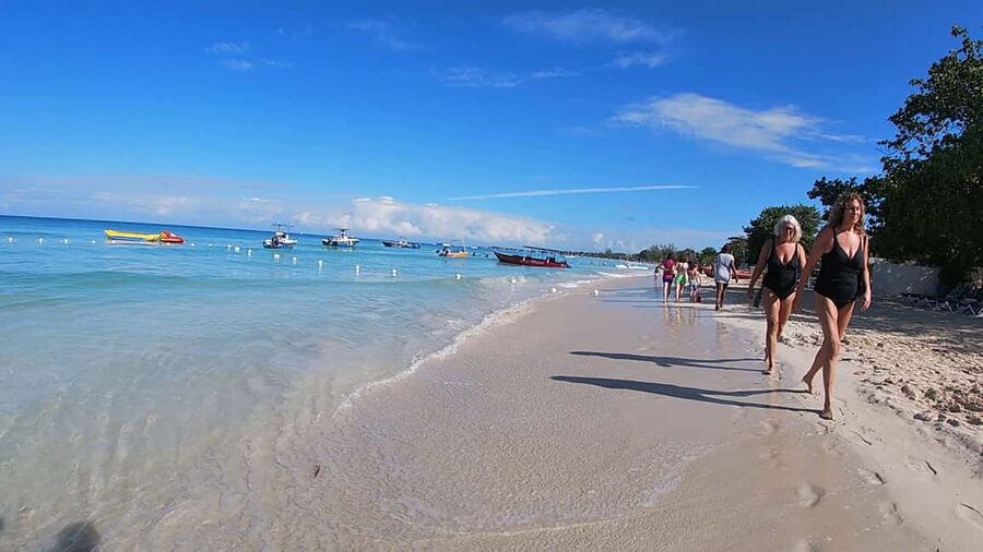 From Montego Bay: Negril Beach & Rick's Cafe Sunset Day Trip - Getting from Montego Bay to Negril, and why the ride sets the tone