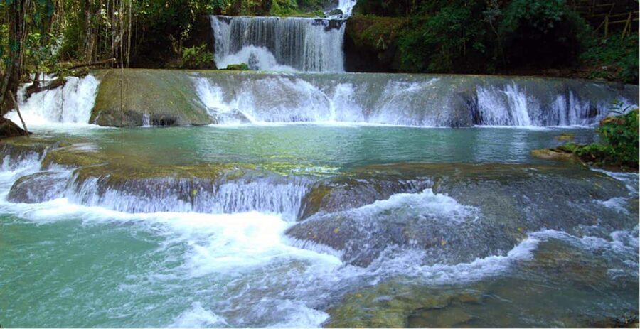 From Ocho Rios: Blue Hole Secret Waterfall & Highlight Tour - Getting from Ocho Rios to Blue Hole, without turning it into a chore