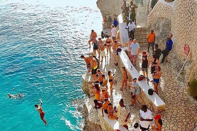 Full Day Tour of Negril Beach: Margaritaville & Rick's Cafe Live - Should you book this Negril day trip?