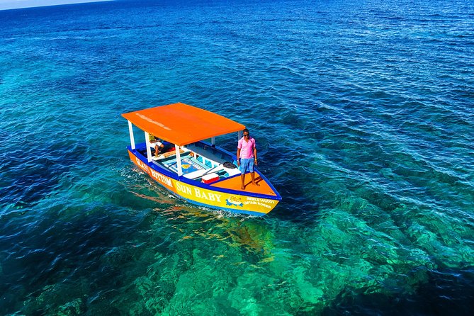 Glass Bottom Boat Ride/Snorkeling/Booby Cay Island from Negril - Group size and crew attention: why it can feel smooth