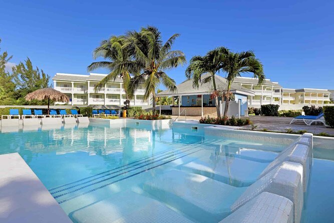 Grand Palladium and Lady Hamilton Private Airport Transfer - Key things that make this transfer work well
