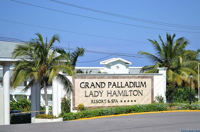 Grand Palladium Private Airport Transfer - Price and value: is $47.50 per person a smart deal?